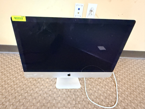 APPLE IMAC ALL-IN-ONE DESKTOP COMPUTER. (NO POWER CORD INCLUDED)