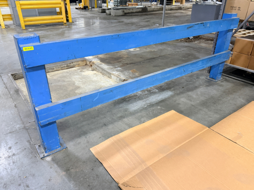 10' X 42" HEAVY-DUTY STEEL SAFETY GUARD RAIL SYSTEM WITH TWO UPRIGHT POSTS, DUAL HORIZONTAL RAILS, AND BASE PLATES FOR FLOOR ANCHORING. BLUE POWDER-COATED FINISH. INCLUDES (2) HORIZONTAL RAILS AND (3) UPRIGHT POSTS