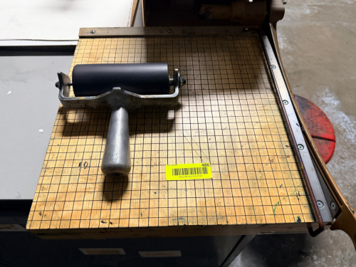 HEAVY DUTY PAPER CUTTER.