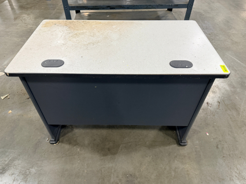 60" COMPOSITE WORK STATION