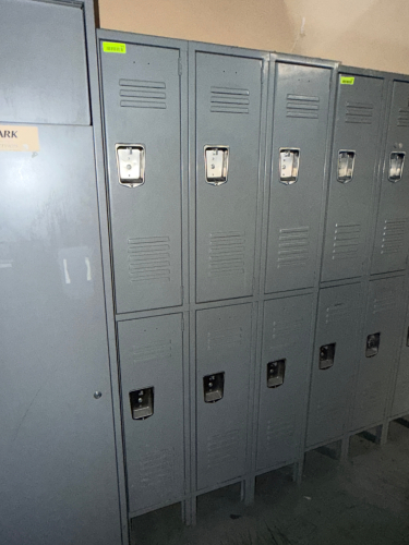 SIX GROUP METAL LOCKER SYSTEM