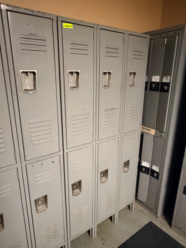 SIX GROUP METAL LOCKER SYSTEM