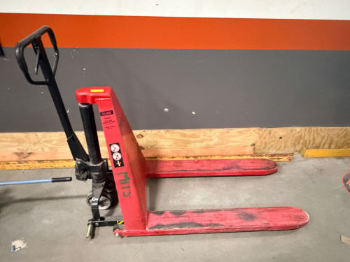 ULINE 3300 LB. CAPACITY PALLET JACK.