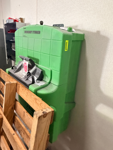 FEND ALL EMERGENCY EYE WASH STATION