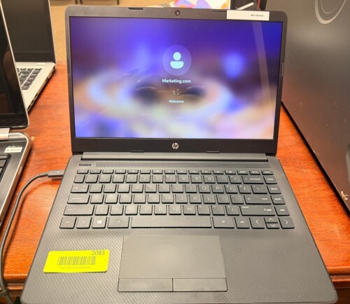 HP 14" LAPTOP COMPUTER. ( NO POWER CORD, NOT PASSWORD PROTECTED )