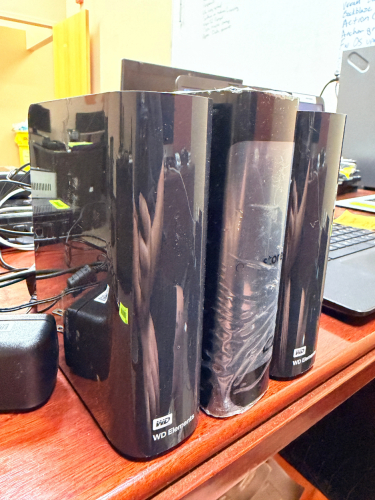 (3) EXTERNAL DESKTOP HARD DRIVES INCLUDING (2) WD ELEMENTS AND (1) SEAGATE GOFLEX DESK.