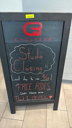 (1) BLACK A FRAME CHALK BOARD SIGN