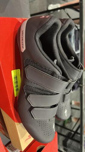 (1) PAIR OF SPECIALIZED TORCH 1.0 CYCLE SHOES