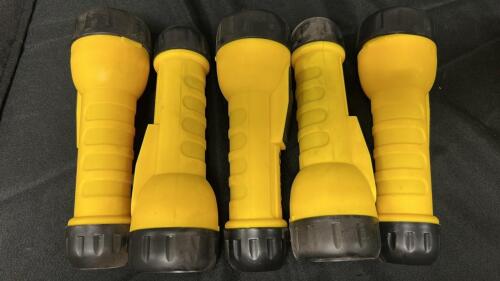 (5) YELLOW FLASHLIGHTS