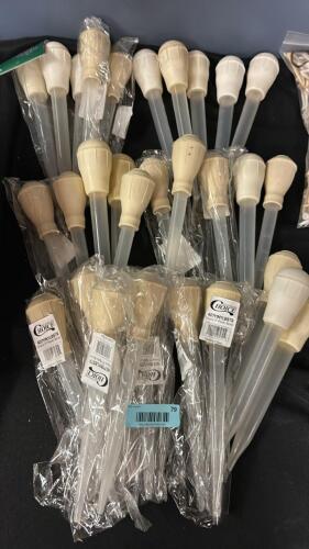 (1) ASSORTED LOT OF CHOICE 11 IN PLASTIC BASTER