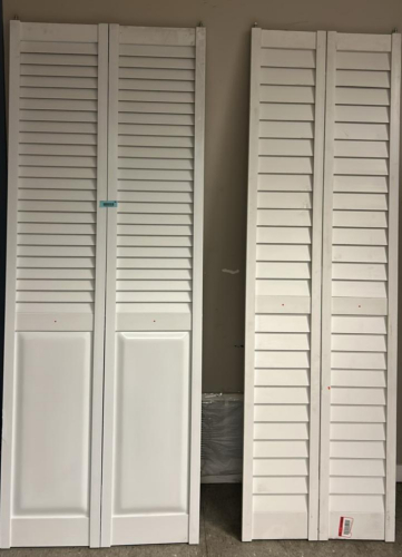 (2) ASSORTED WHITE LOUVER BIFOLD CLOSET DOOR