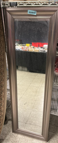 (1) FULL LENGTH MIRROR