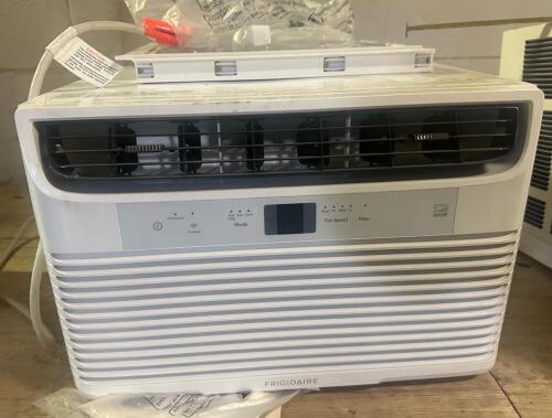 (1) FRIGIDAIRE WINDOW AIR CONDITIONER