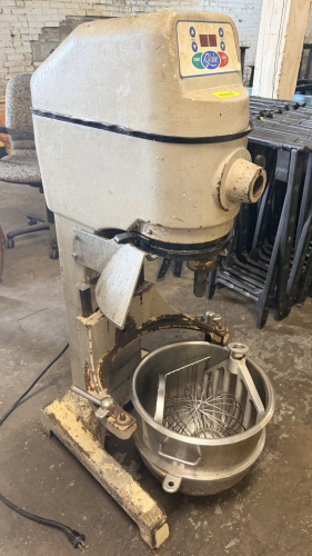GLOBE COMMERCIAL MIXER