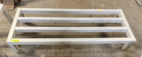 (1) DUNNAGE RACK
