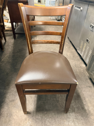 (8) WOODEN CHAIRS