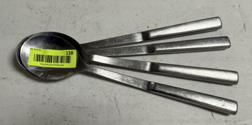 (4) SERVING SPOONS