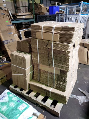 (1) PALLET OF APPROX (250) MOVING BOXES