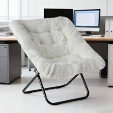 (1) FOLDING WHITE FLUFFY CHAIR