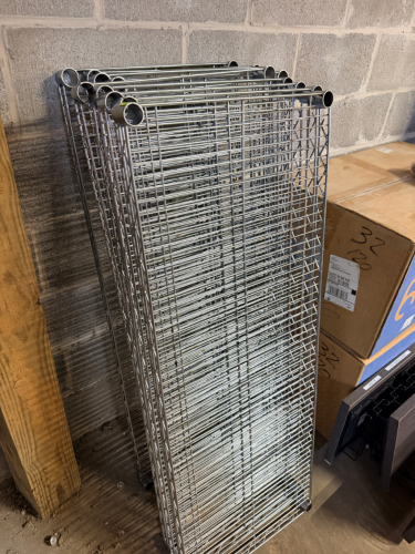 (1) LOT OF WIRE SHELVES AS SHOWN