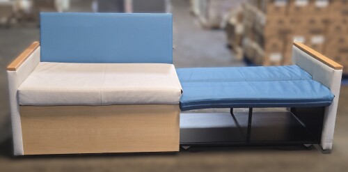 (1) PULL OUT SLEEPER WAITING ROOM SOFA