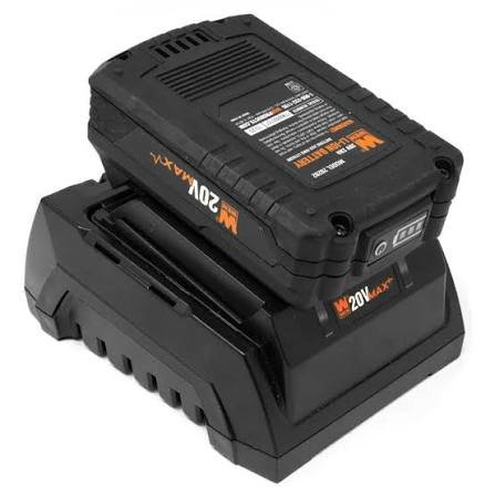 (1) BATTERY CHARGER