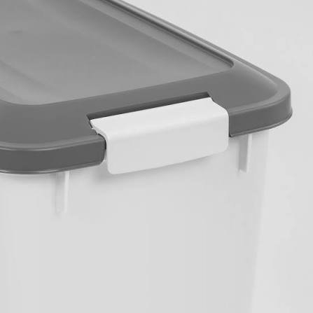 (1) PET FOOD CONTAINER