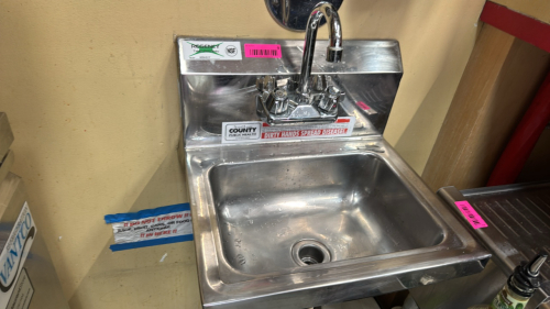 COMMERCIAL STAINLESS STEEL HANDWASHING SINK