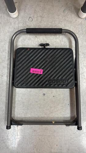 (1) STEP STOOL