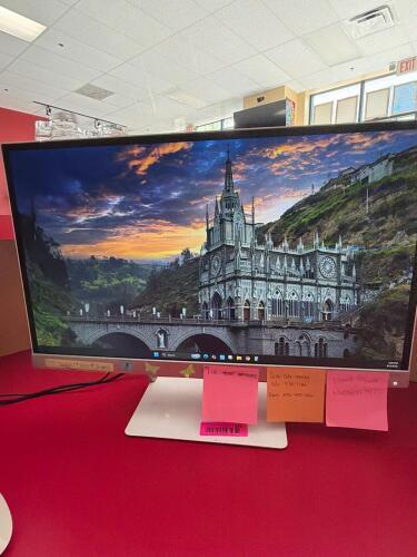 (1) HP MONITOR