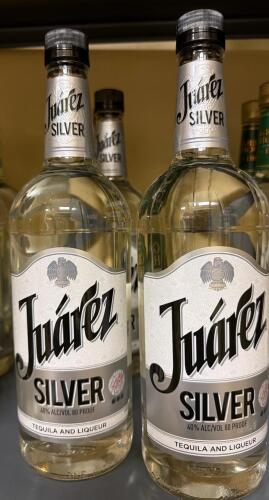 (4) JU&Aacute;REZ SILVER TEQUILA