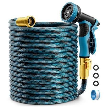 (1) NO KINK WATER HOSE