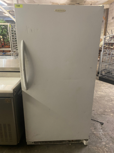 FRIGIDAIRE UPRIGHT COMMERCIAL FREEZER