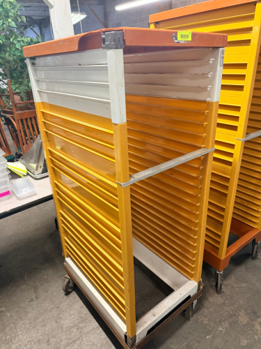 TWENTY PAN ROLL ABOUT PLASTIC TRAY RACK