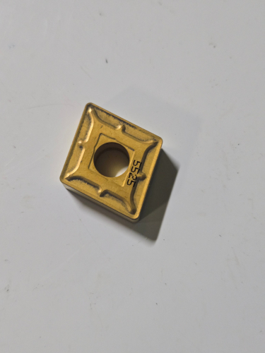 (11) CARBIDE TURNING INSERTS