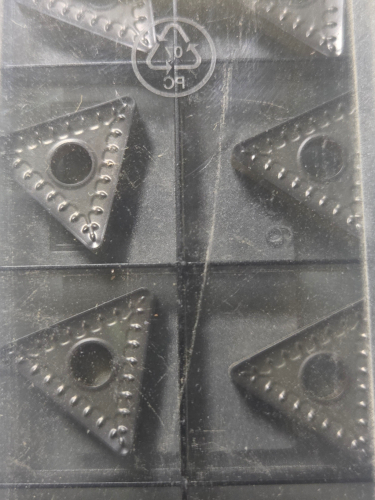 (20) CARBIDE TURNING INSERTS