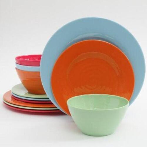DESCRIPTION: (1) BRELA MELAMINE DINNERWARE SET BRAND/MODEL: GIBSON HOME.82862.12RM INFORMATION: ASSORTED/12-PIECE RETAIL$: 25.99 SIZE: (4) 10.5" DINNE
