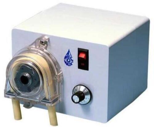 DESCRIPTION: (1) DOLPHIN PERISTALTIC PUMP BRAND/MODEL: PULSAFEEDER/U0817937-K INFORMATION: 13 GPD/SPEED: 10 RPM RETAIL$: 499.99 SIZE: 15'TUBING QTY: 1