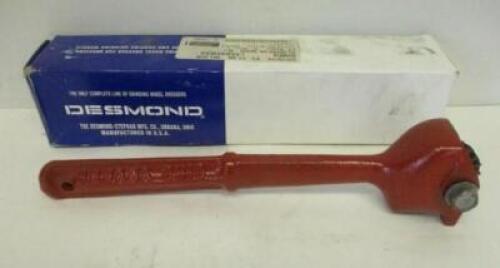 DESCRIPTION: (1) GRINDING DRESSER BRAND/MODEL: DESMOND/11310 INFORMATION: RED RETAIL$: 30.00 SIZE: 10"WHEEL DIA X 1/2"ARBOR HOLE SIZE QTY: 1