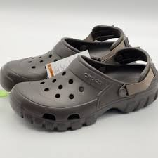 (1) PAIR OF OFFROAD SPORT CLOGS