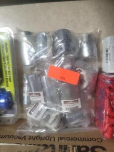 DESCRIPTION: (1) BAG OF SOCKETS BRAND/MODEL: PARAMOUNT INFORMATION: CHROME RETAIL$: $100.00 SIZE: 1/2 IN DRIVE QTY: 1