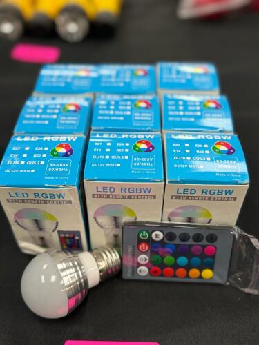 (10) LED RGBW LIGHT BULBS WITH REMOTES