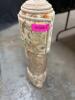 (1) TRADITIONAL PATTERN AREA RUG