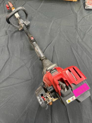 (1) 2-CYCLE GAS STRING TRIMMER