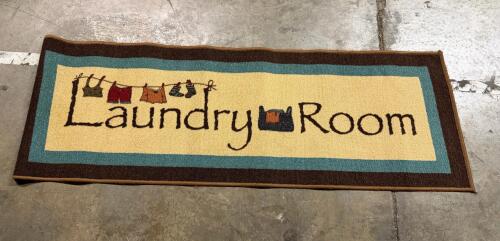 (1) "LAUNDRY ROOM" DECORATIVE FLOOR MAT