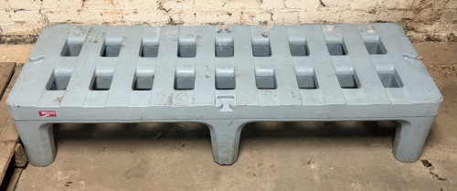 5' HEAVY DUTY PLASTIC DUNNAGE RACK