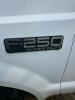 (1) WHITE FORD F250 4X4 - 8