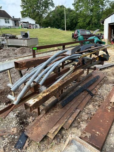 (1) METAL RACK WITH ASSORTED SCRAP METAL