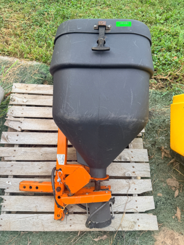 SALTDOGG BY BUYERS TAILGATE SPREADER, MODEL TGSUVPROA