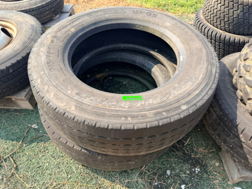 (2) AURORA RADIAL UFO5 245/70R19.5 COMMERCIAL TRUCK TIRES.
